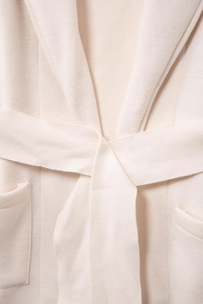 WISTELVIO07LANA EGG FAMILY