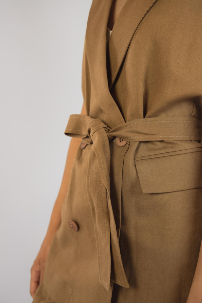 Gilet in lino color marrone cioccolato JK4455T110 MORO EGG FAMILY 