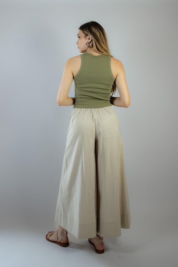 Top corto a costine verde con anello W2SMITH06 SALVIA EGG FAMILY 