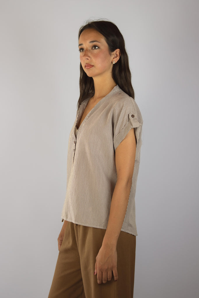Camicia in viscosa a maniche corte e microriga marrone JC6979R7 RIGA MORO EGG FAMILY 