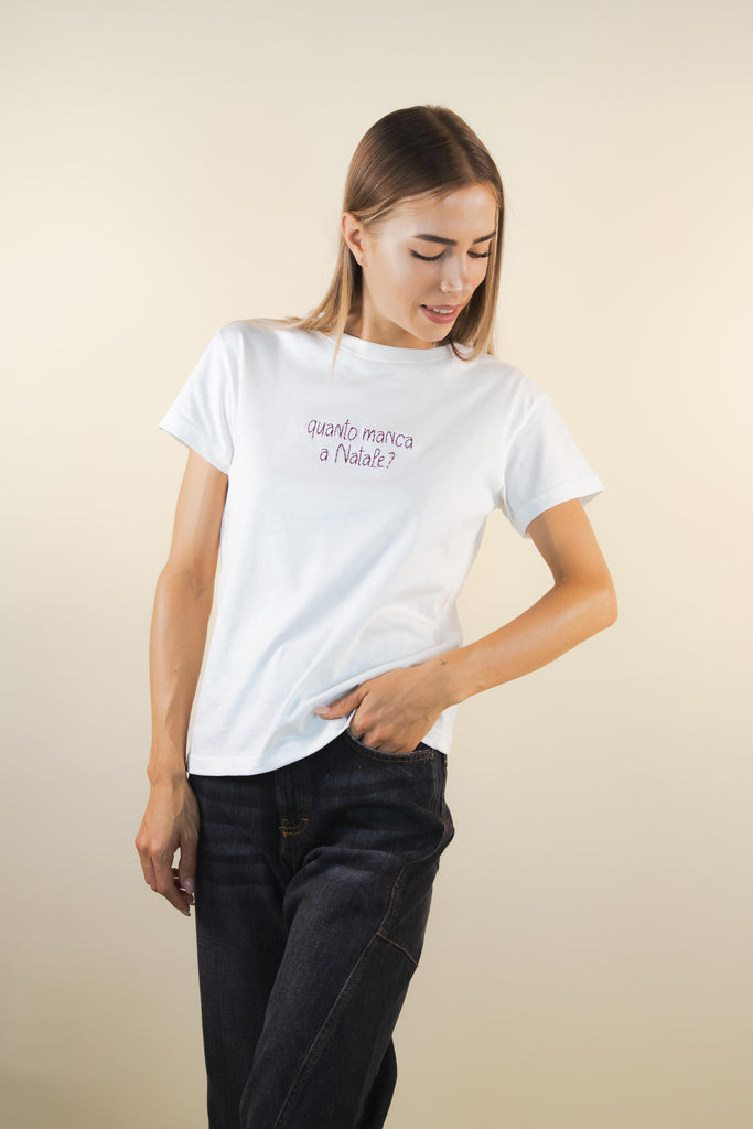 T-shirt bianca con ricamo Natale W1PLACIDO 06 NATALE PANNA/BORDEAUX EGG FAMILY 