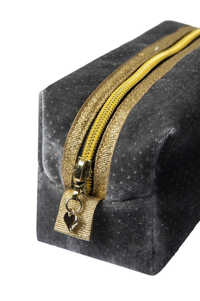 POCHETTE EGGGRIGIO EGG FAMILY