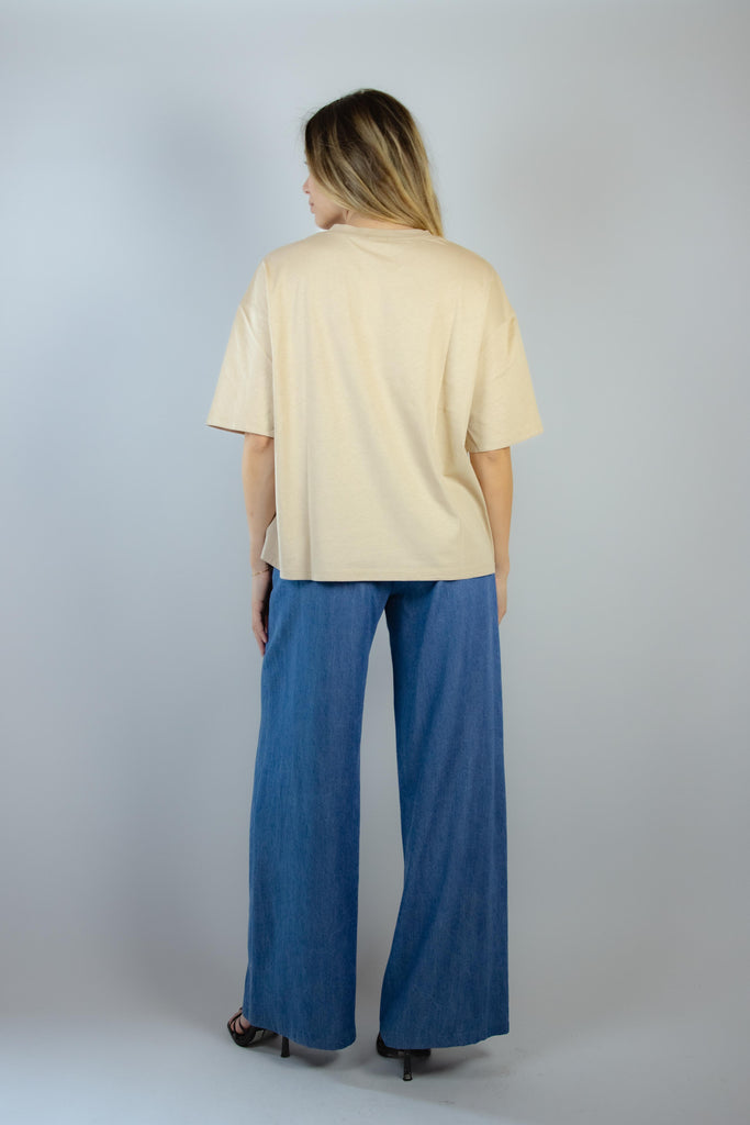 T-shirt beige con stampa Irresitible IRRESISTIBILE BEIGE EGG FAMILY 