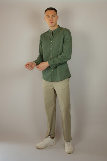 Camicia verde in lino a maniche lunghe collo alla coreana P633013 MILITARE EGG FAMILY 