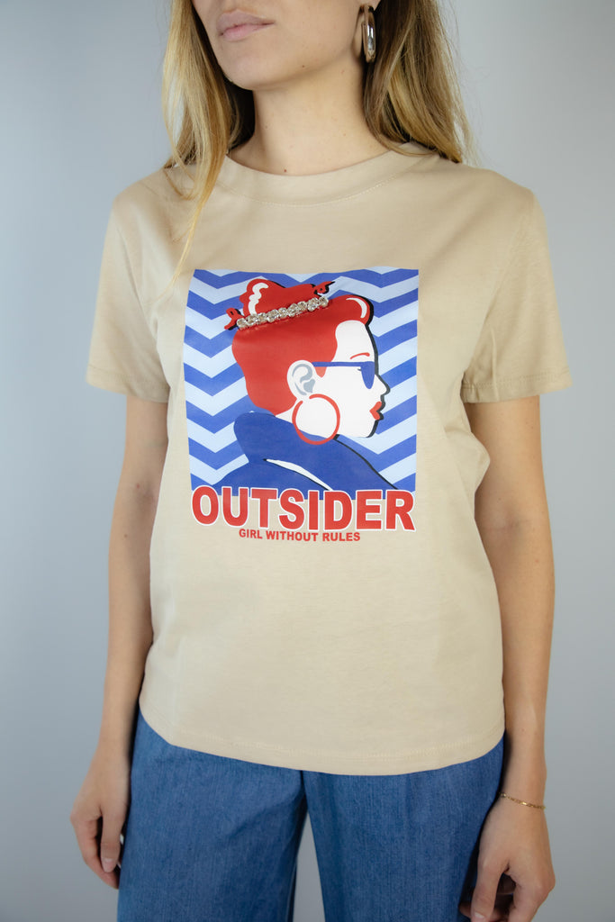 T-shirt beige con stampa Outsider OUTSIDER BEIGE EGG FAMILY 