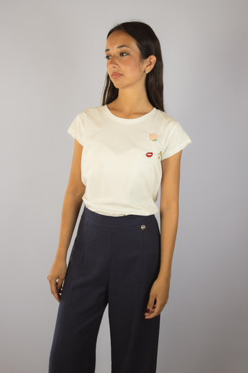 T-shirt bianca con spille smaltate - bocca T-SHIRT SPILLA SPILLA BOCCA EGG FAMILY 